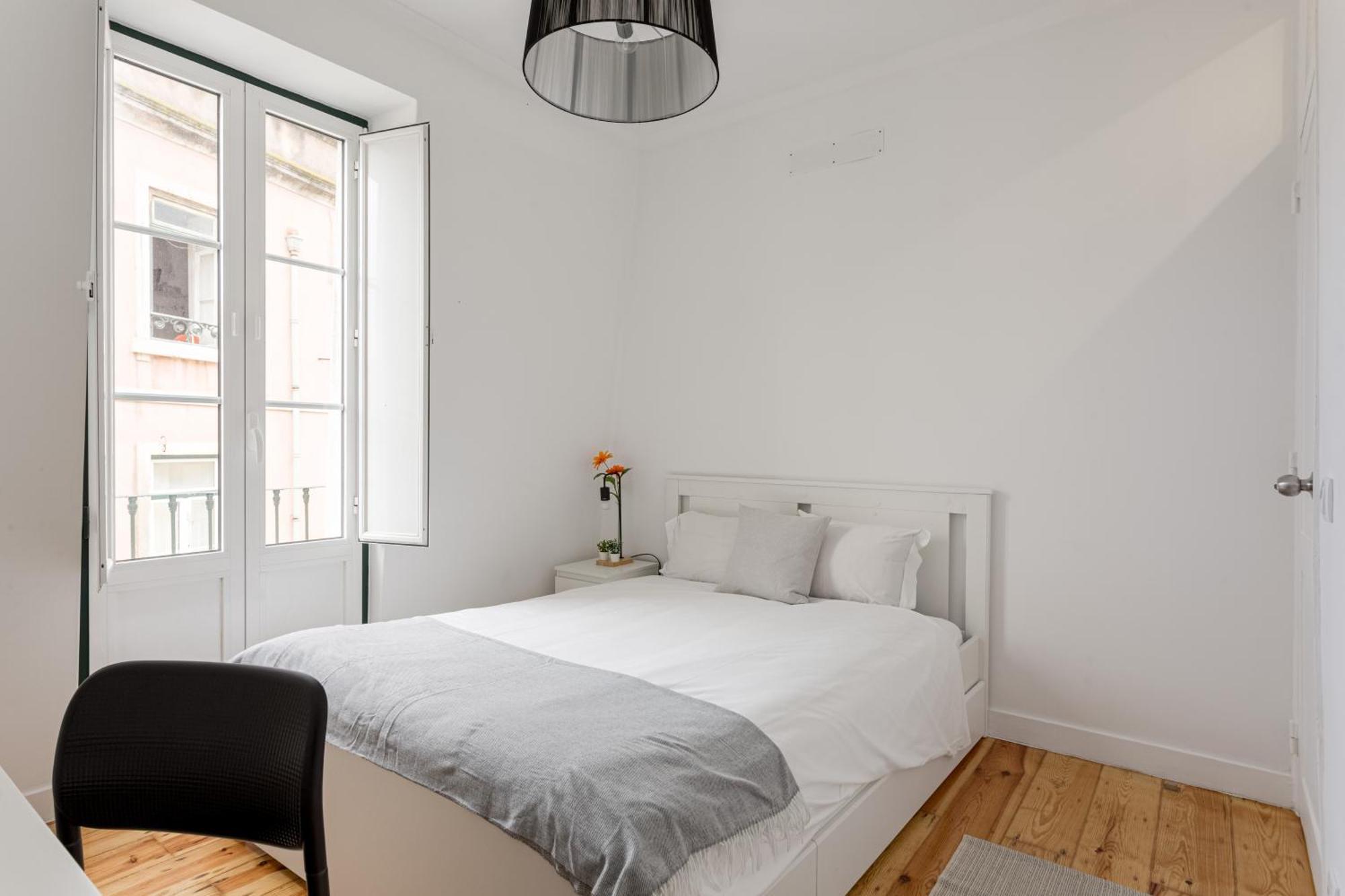 Apartment 3-bed Flat Retreat By Sao Jorge Castle *