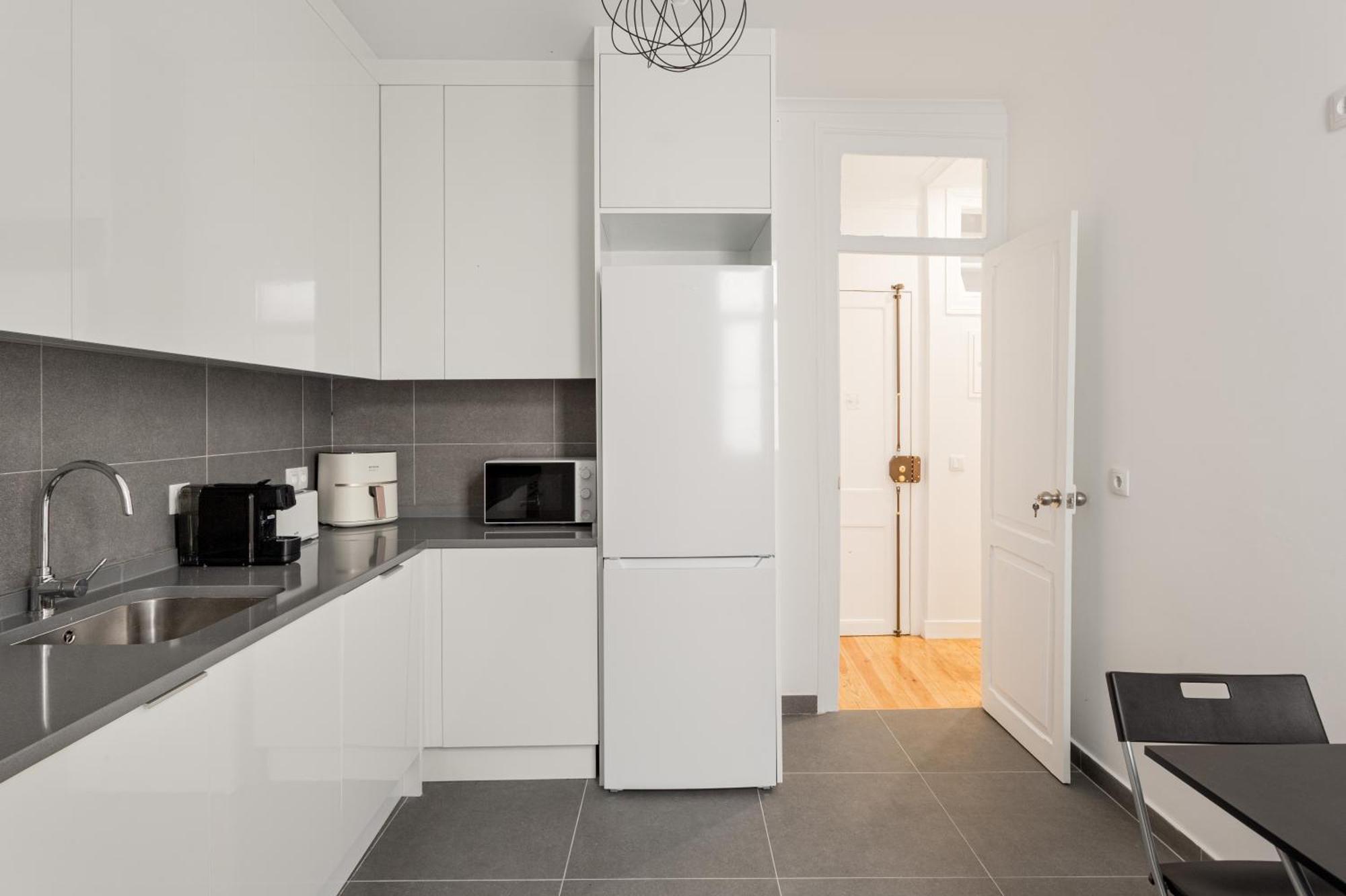 Apartment 3-bed Flat Retreat By Sao Jorge Castle *