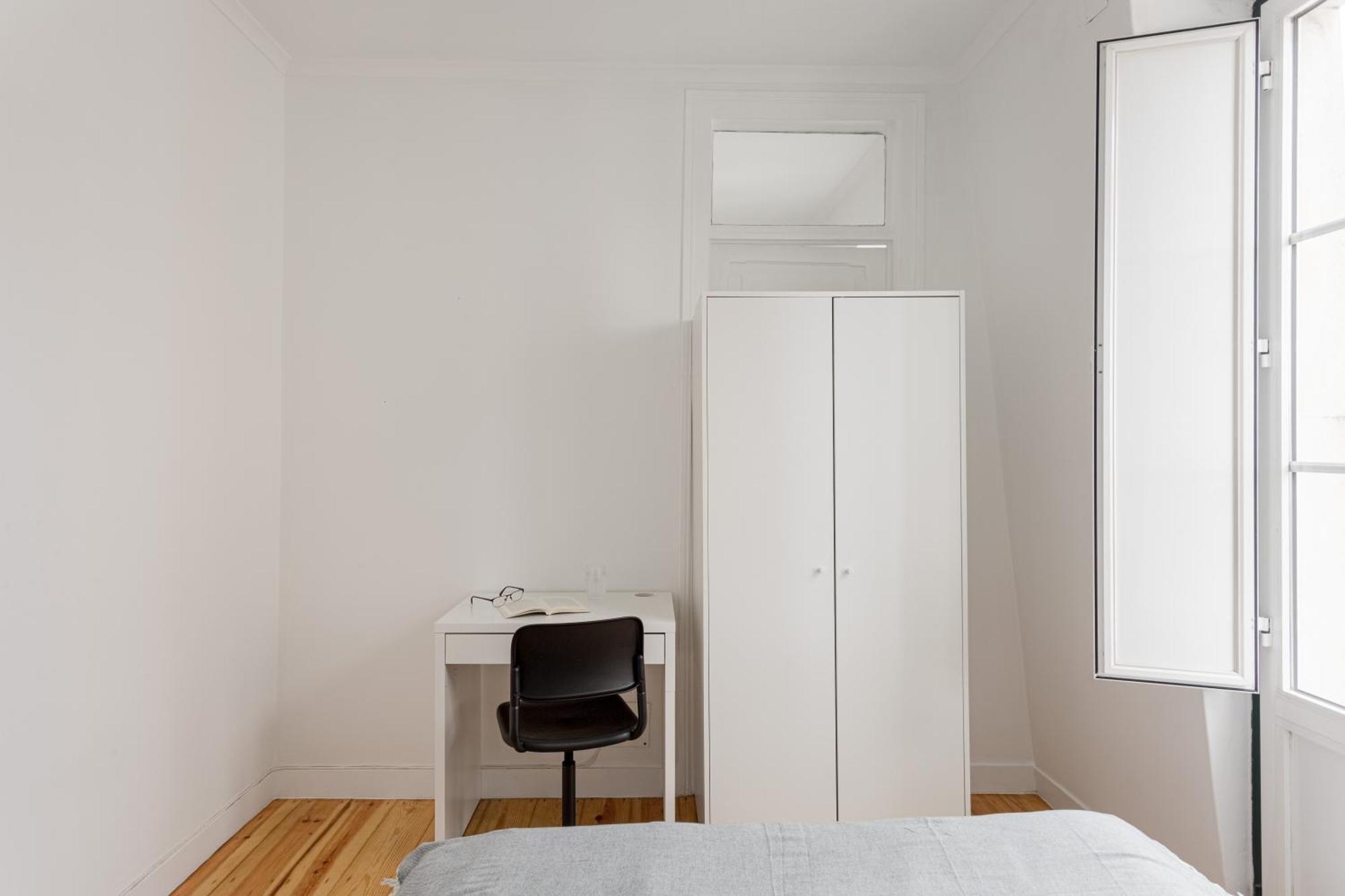 3-bed Flat Retreat By Sao Jorge Castle