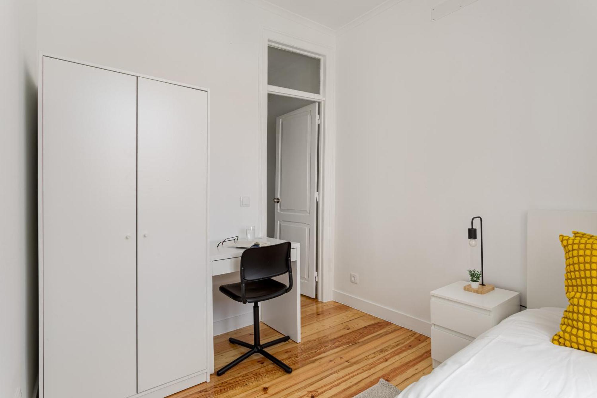 3-bed Flat Retreat By Sao Jorge Castle *